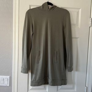 LONG HOODIE - WOMENS